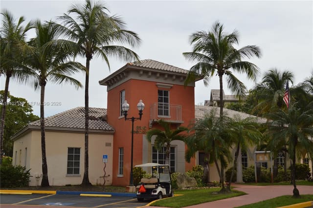8235 Lake Drive 301, Doral, FL 33166
