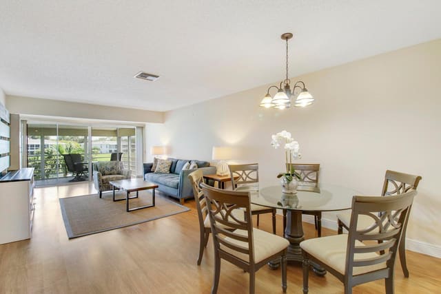 2730 SW 13th Street 203, Delray Beach, FL 33445