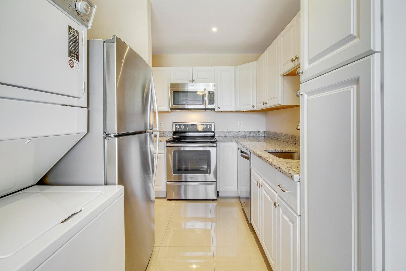 2730 SW 13th Street 203 — photo 7