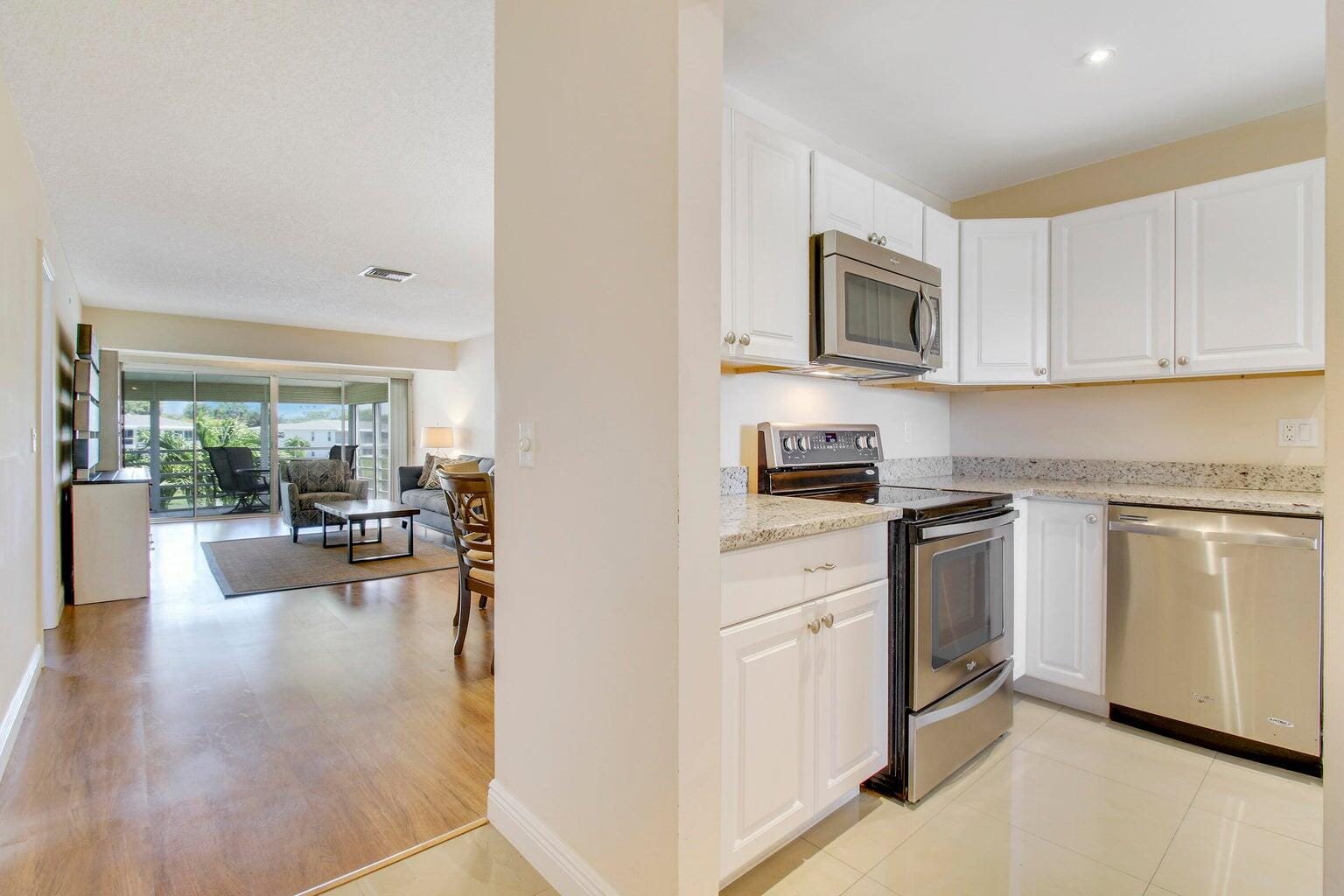 2730 SW 13th Street 203 — photo 8