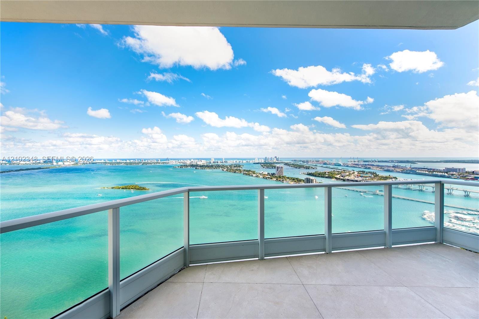 2020 N Bayshore Drive 4502 — photo 5