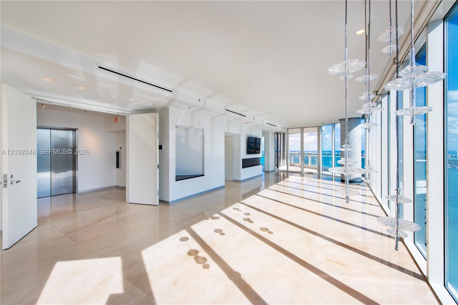 2020 N Bayshore Drive 4502 — photo 7