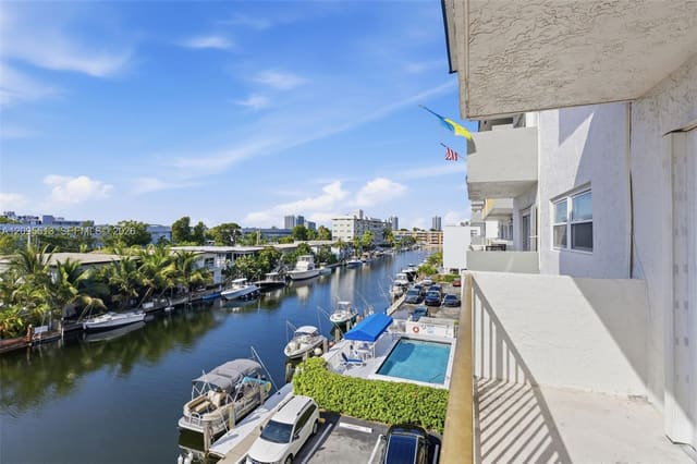 3770 NE 171st Street 402, North Miami Beach, FL 33160