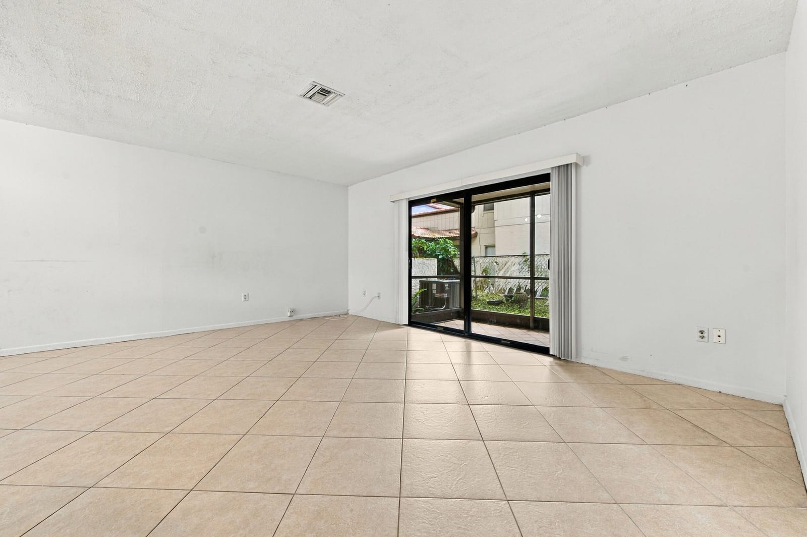 4153 Coral Springs Drive — photo 12