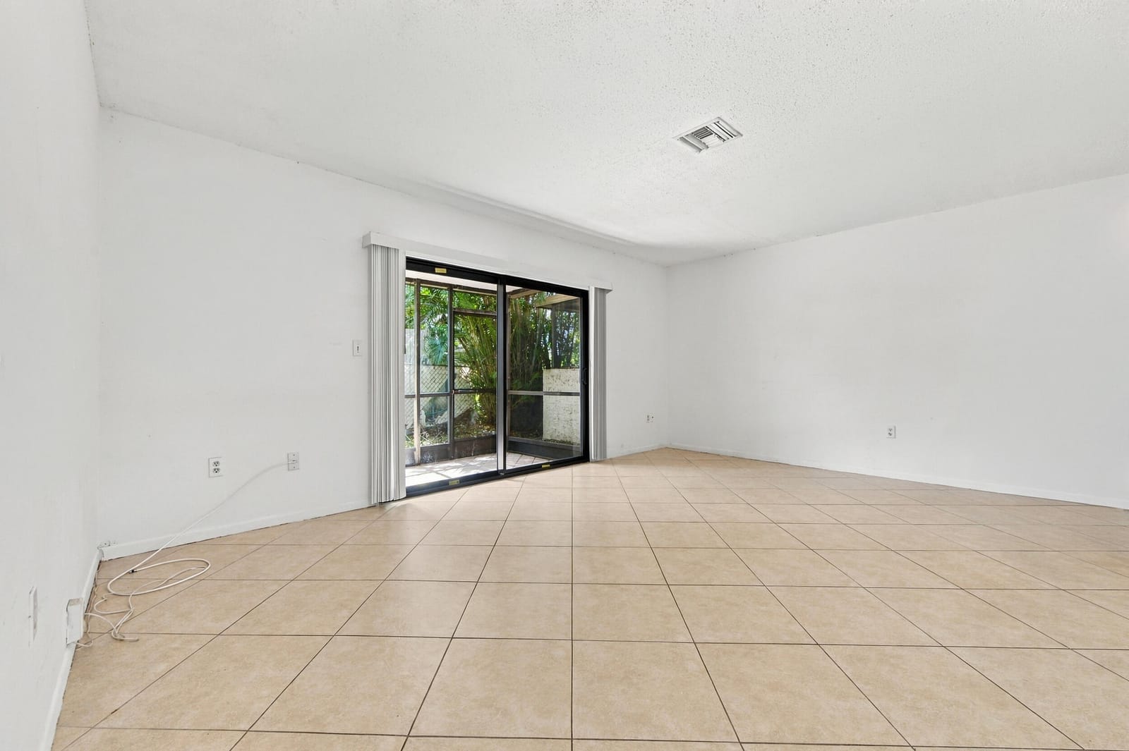 4153 Coral Springs Drive, Coral Springs, FL 33065 photo 13