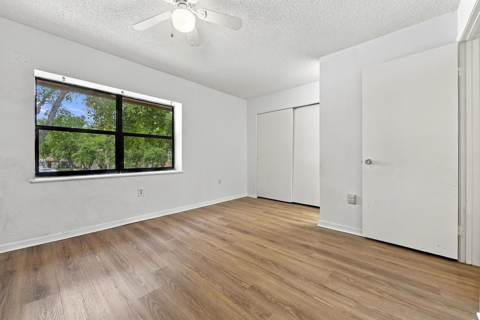 4153 Coral Springs Drive, Coral Springs, FL 33065 photo 25