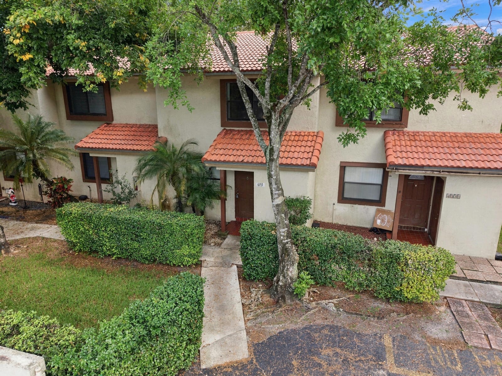 4153 Coral Springs Drive — photo 4
