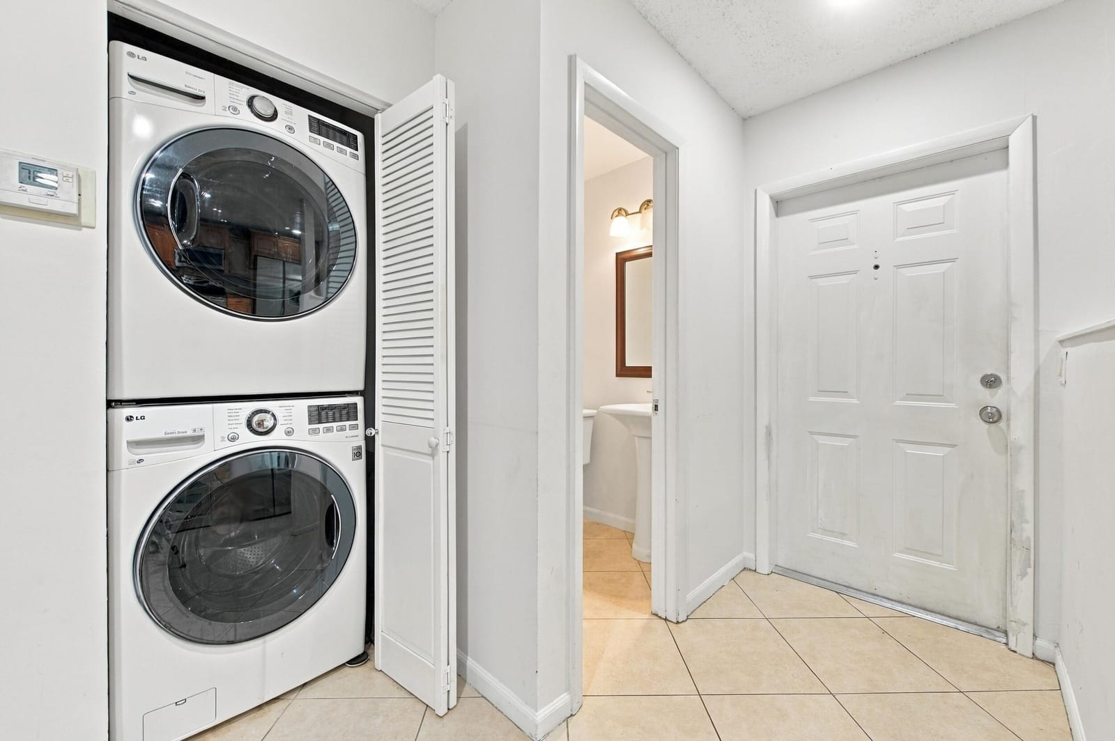 4153 Coral Springs Drive — photo 9