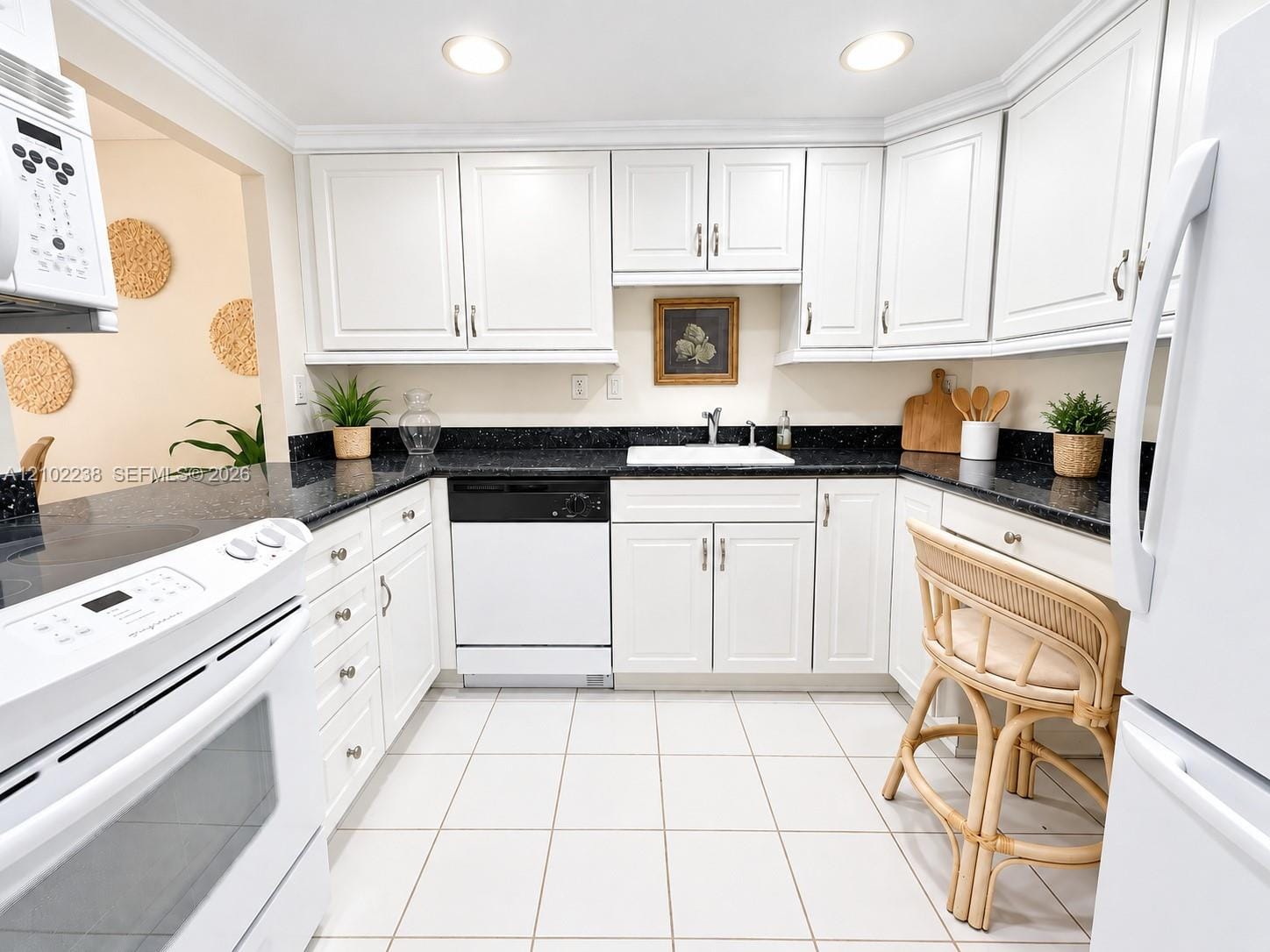 1000 Parkview Drive 127, Hallandale Beach, FL 33009 photo 10