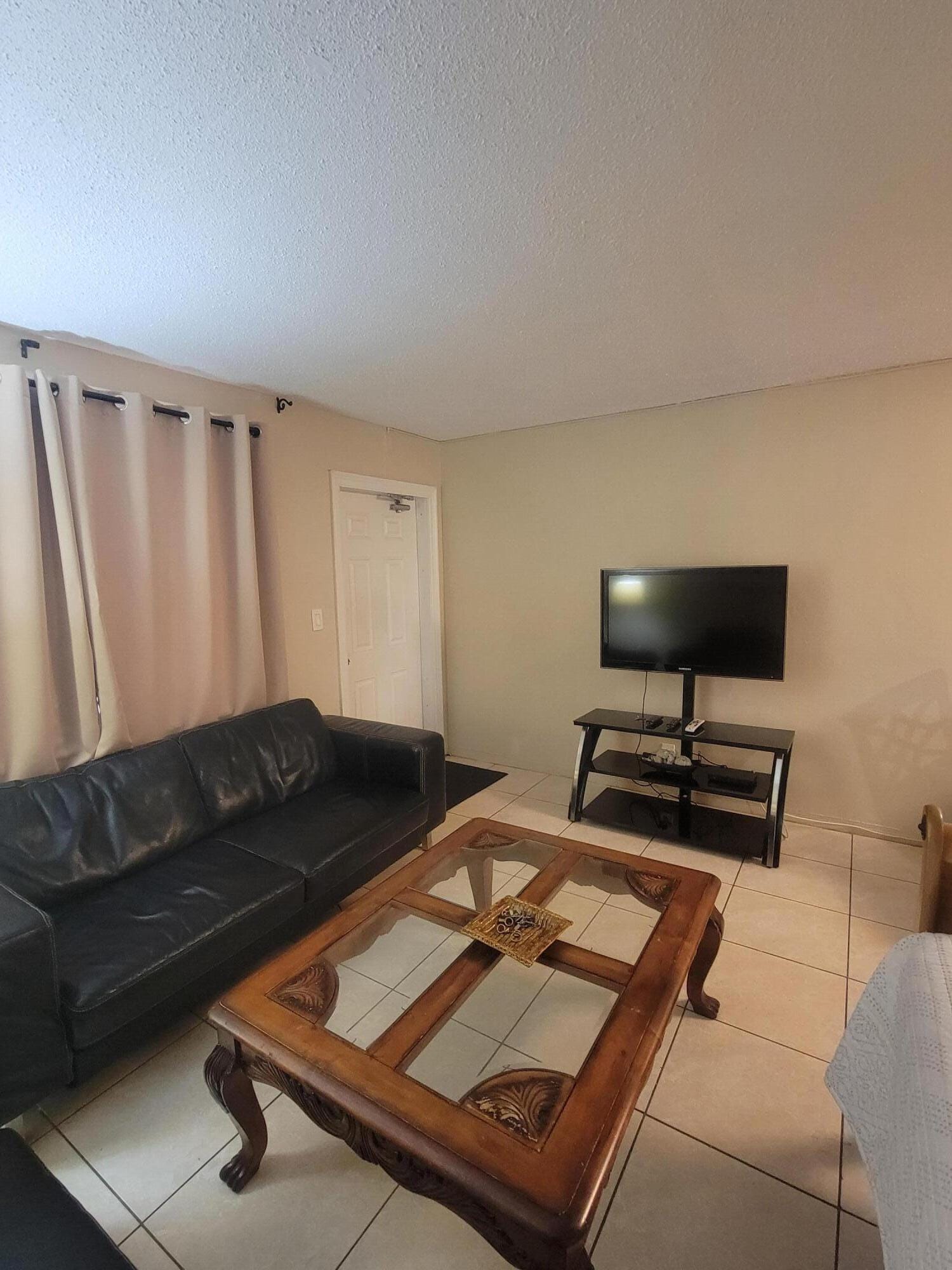 29 E SHERIDAN Street 107, Dania Beach, FL 33004 photo 5