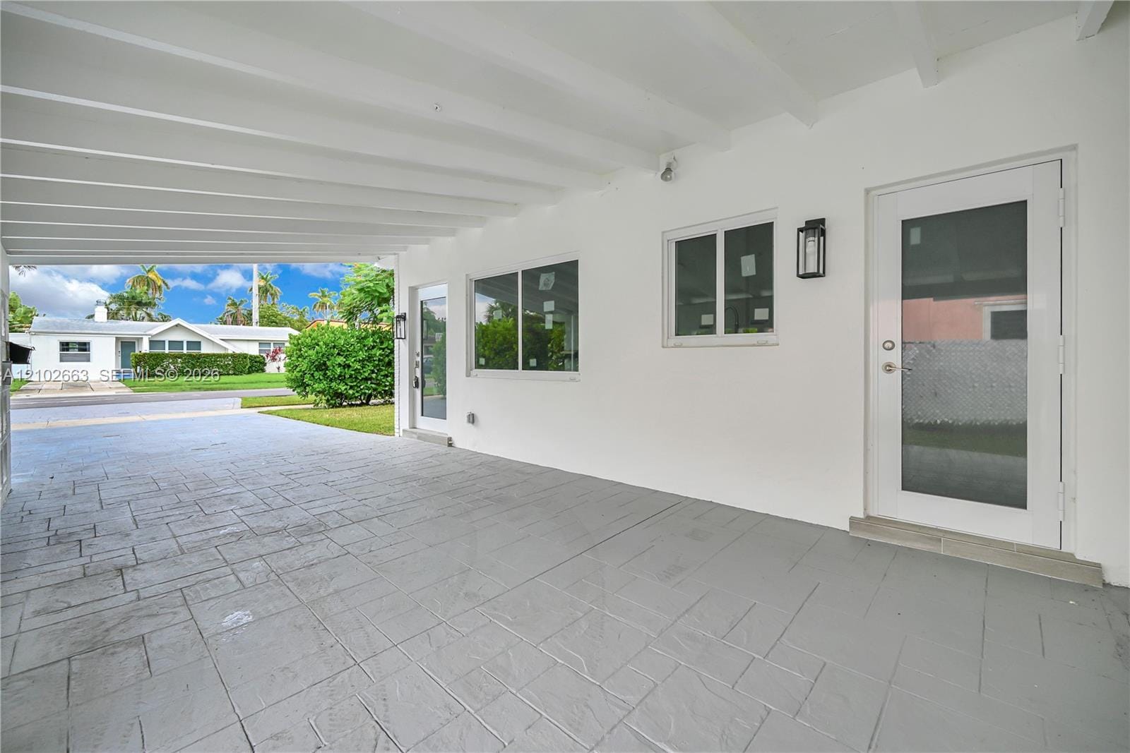 1018 NE 7th Street, Hallandale Beach, FL 33009 photo 1