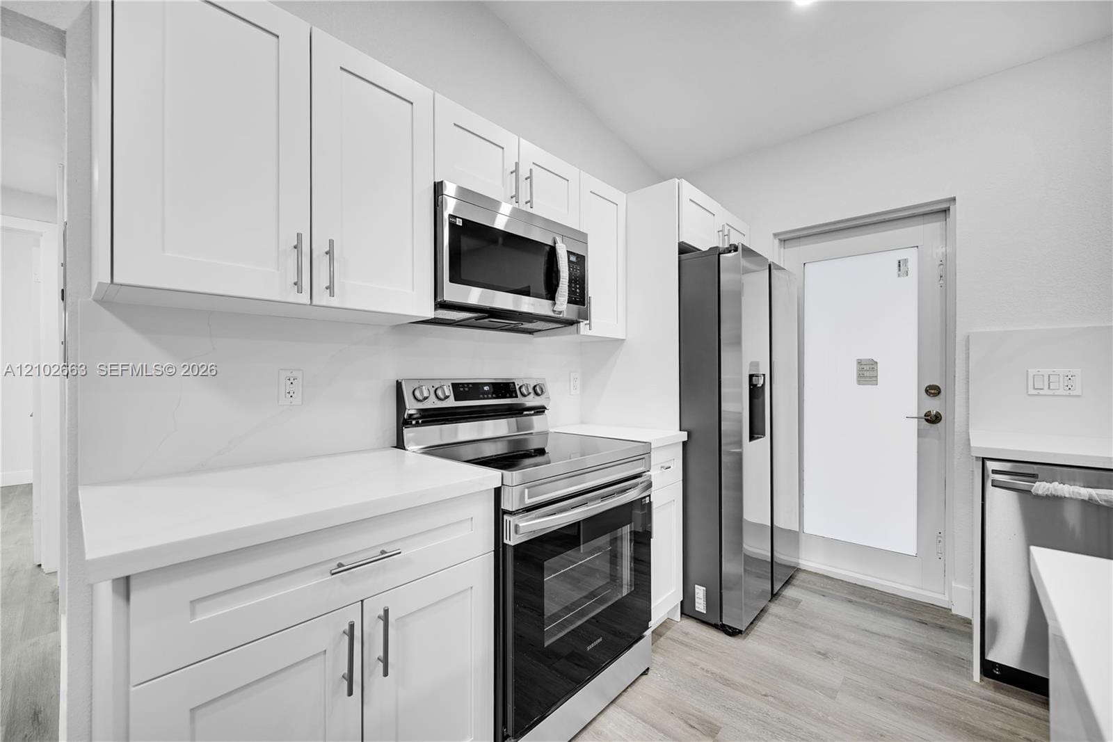 1018 NE 7th Street, Hallandale Beach, FL 33009 photo 13