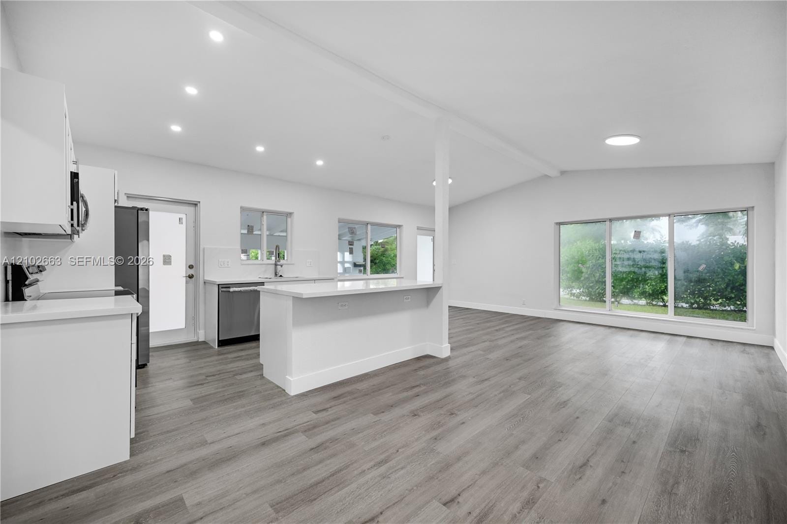 1018 NE 7th Street, Hallandale Beach, FL 33009 photo 15
