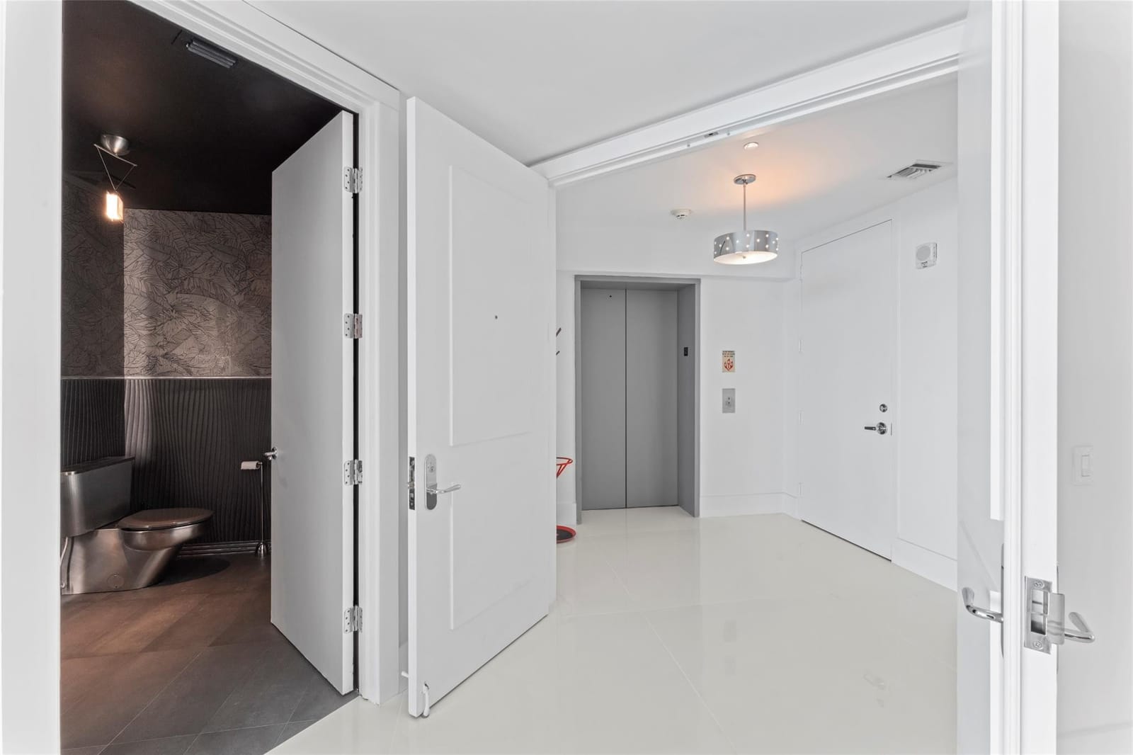 5959 COLLINS Avenue 1203, Miami Beach, FL 33140 photo 3
