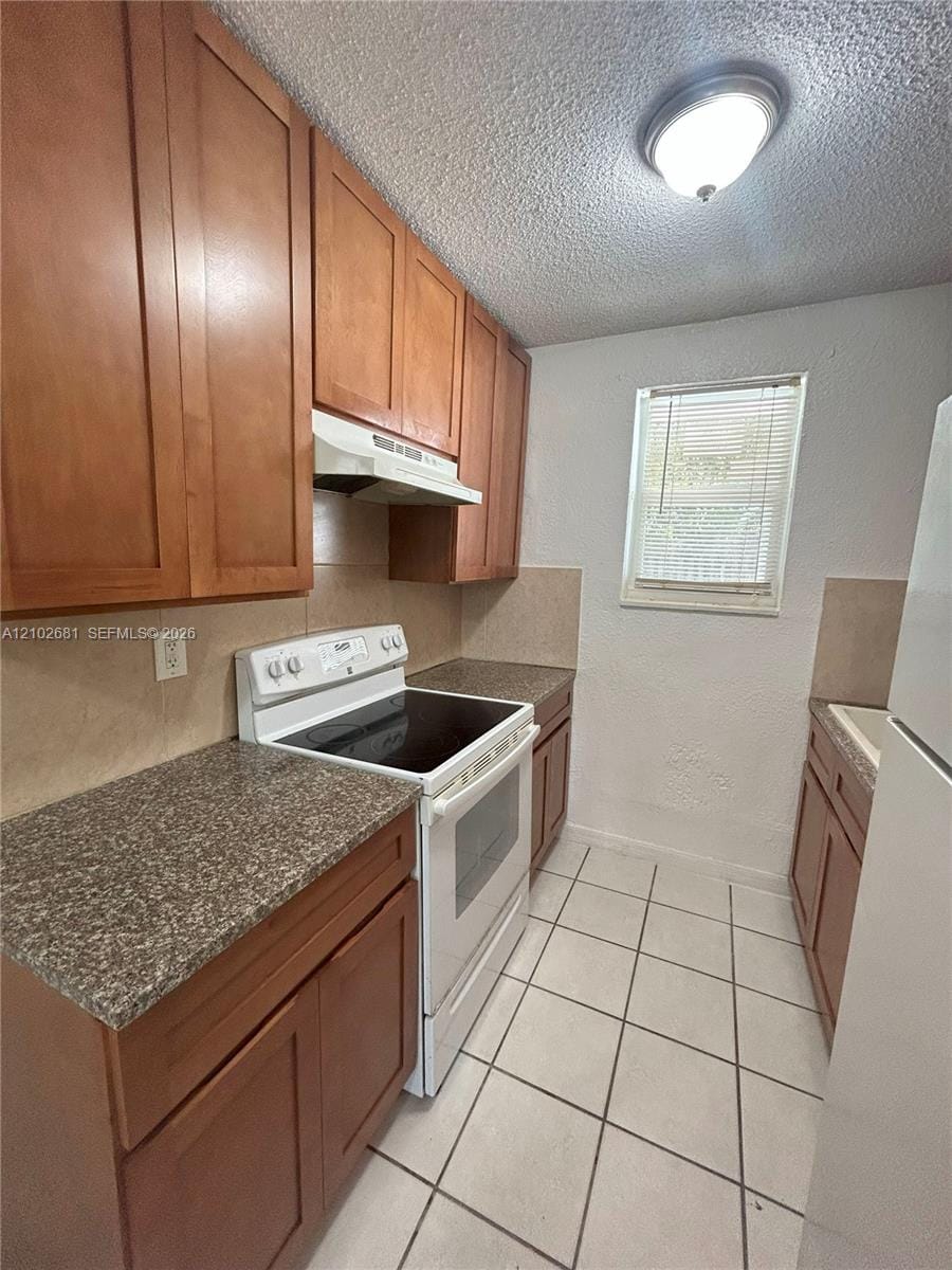 5814 NE 4th Court 106 — photo 9
