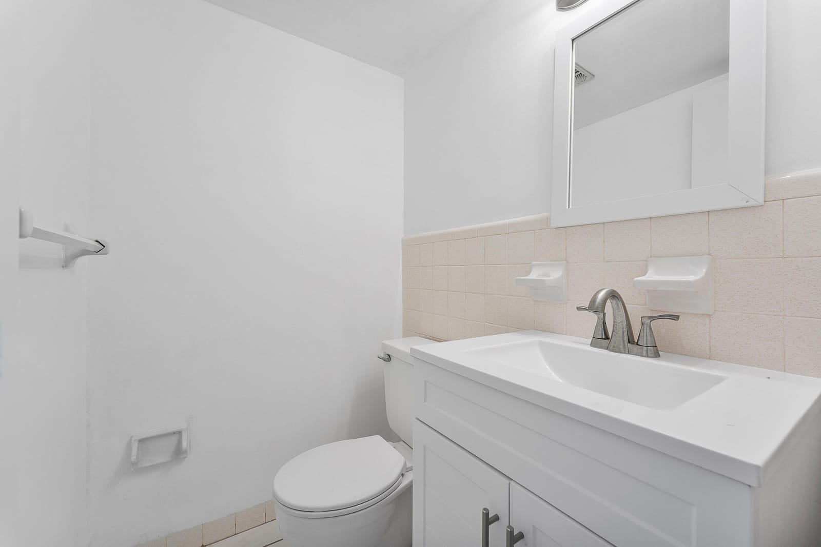 2050 NE 39TH Street E307, Lighthouse Point, FL 33064 photo 17