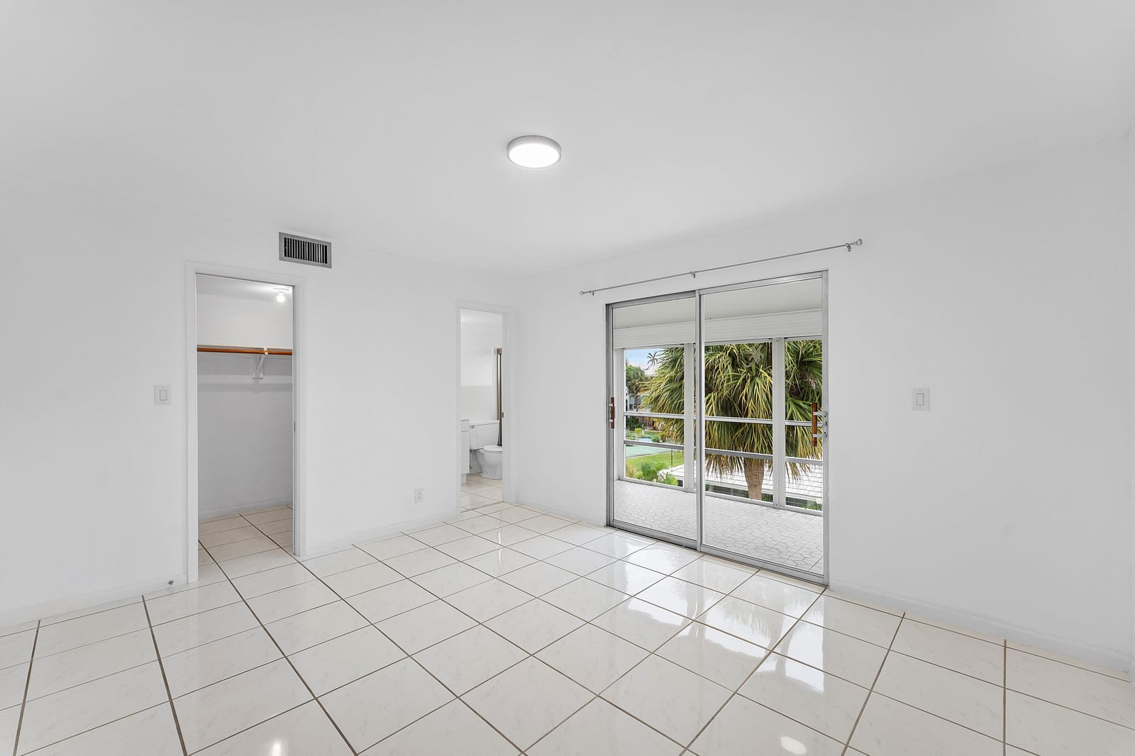 2050 NE 39TH Street E307, Lighthouse Point, FL 33064 photo 22