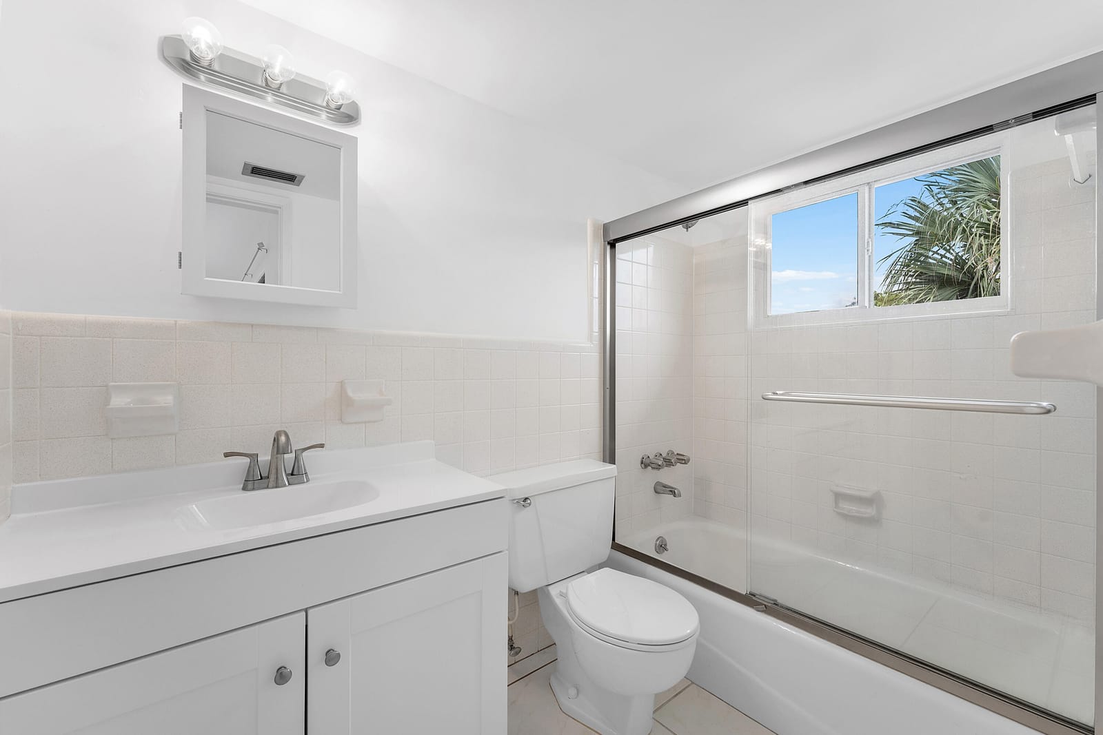 2050 NE 39TH Street E307, Lighthouse Point, FL 33064 photo 23