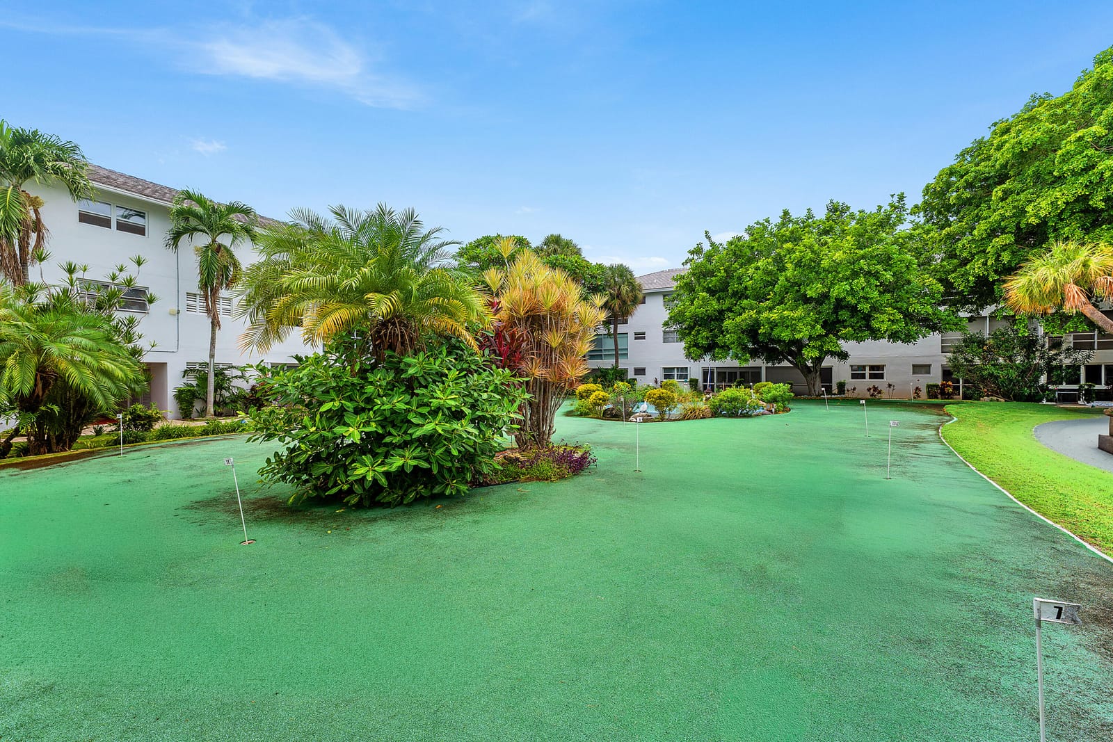 2050 NE 39TH Street E307, Lighthouse Point, FL 33064 photo 28