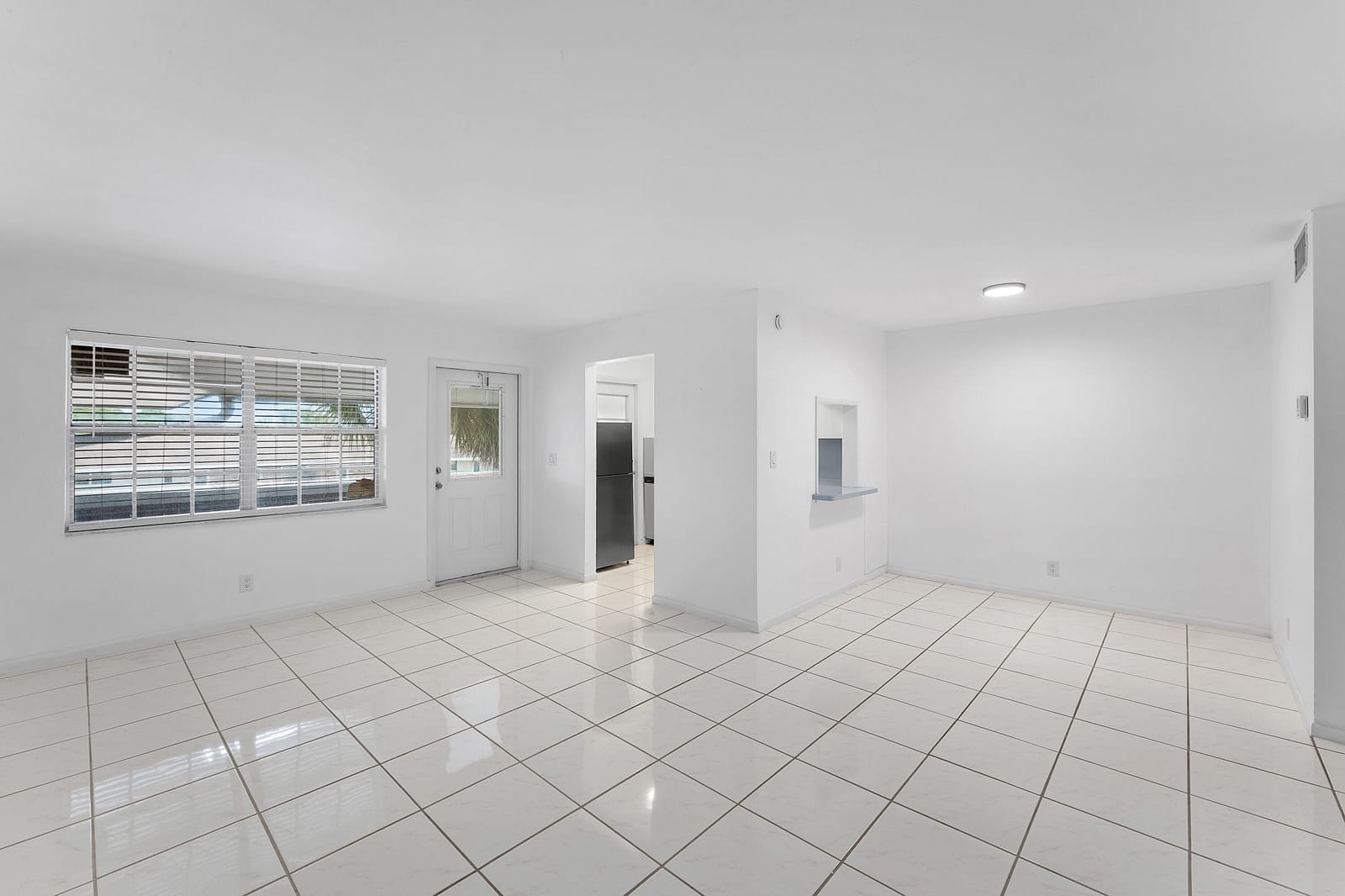 2050 NE 39TH Street E307, Lighthouse Point, FL 33064 photo 5