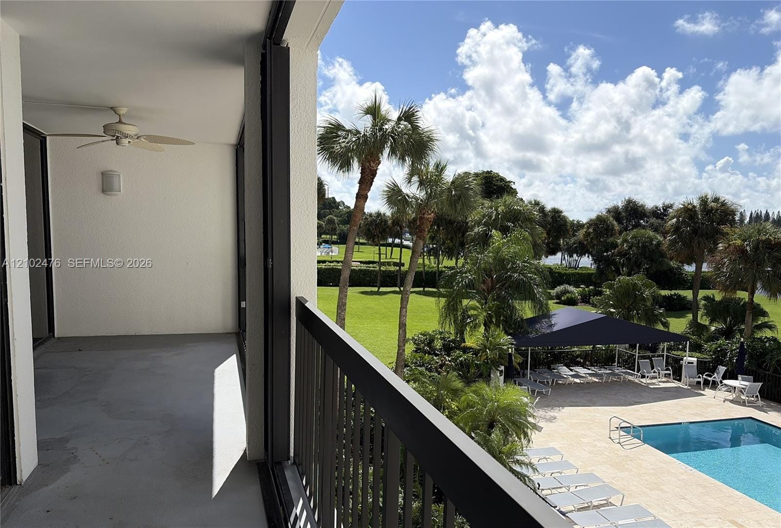 356 Golfview Road 305, North Palm Beach, FL 33408 photo 13