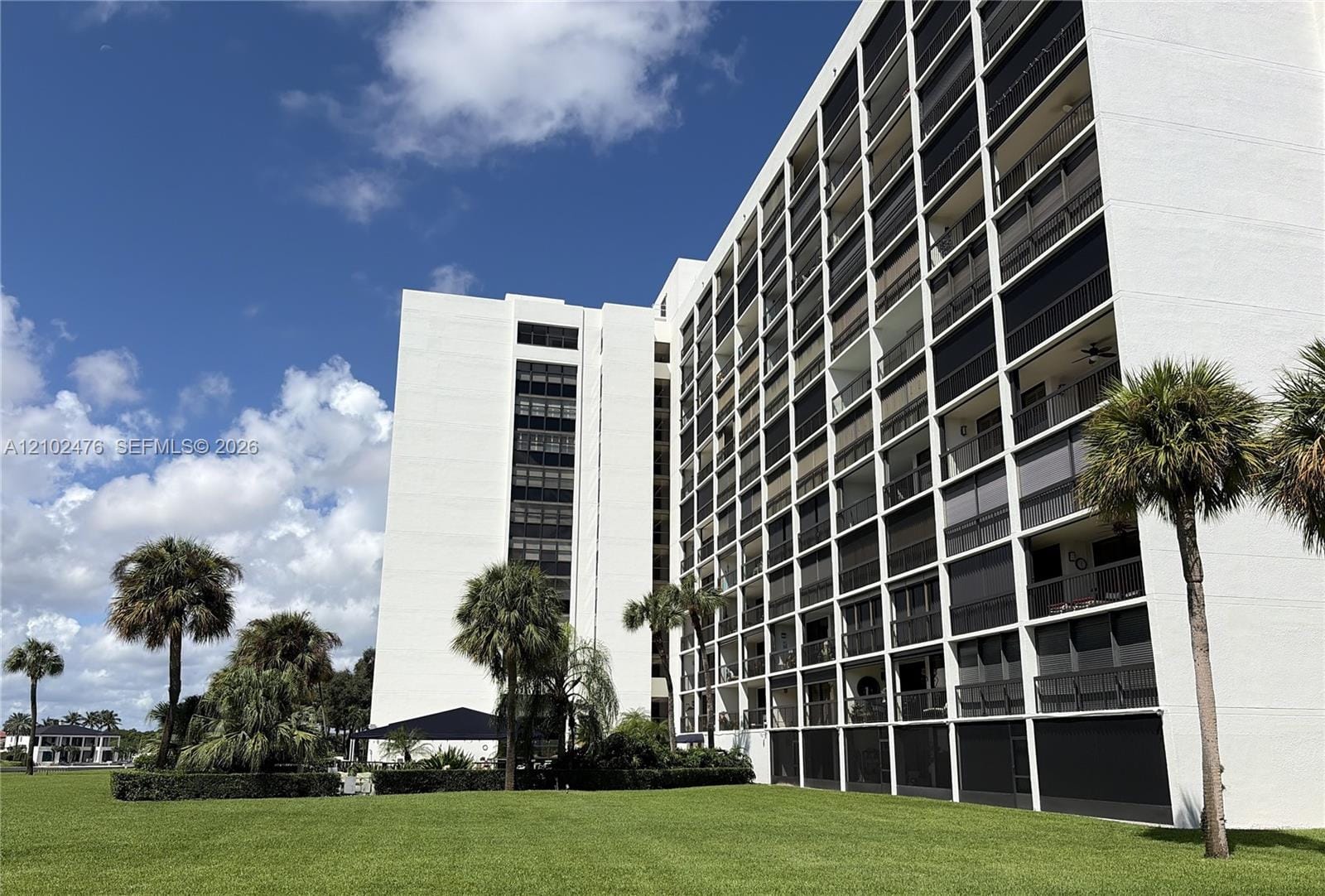 356 Golfview Road 305, North Palm Beach, FL 33408 photo 4