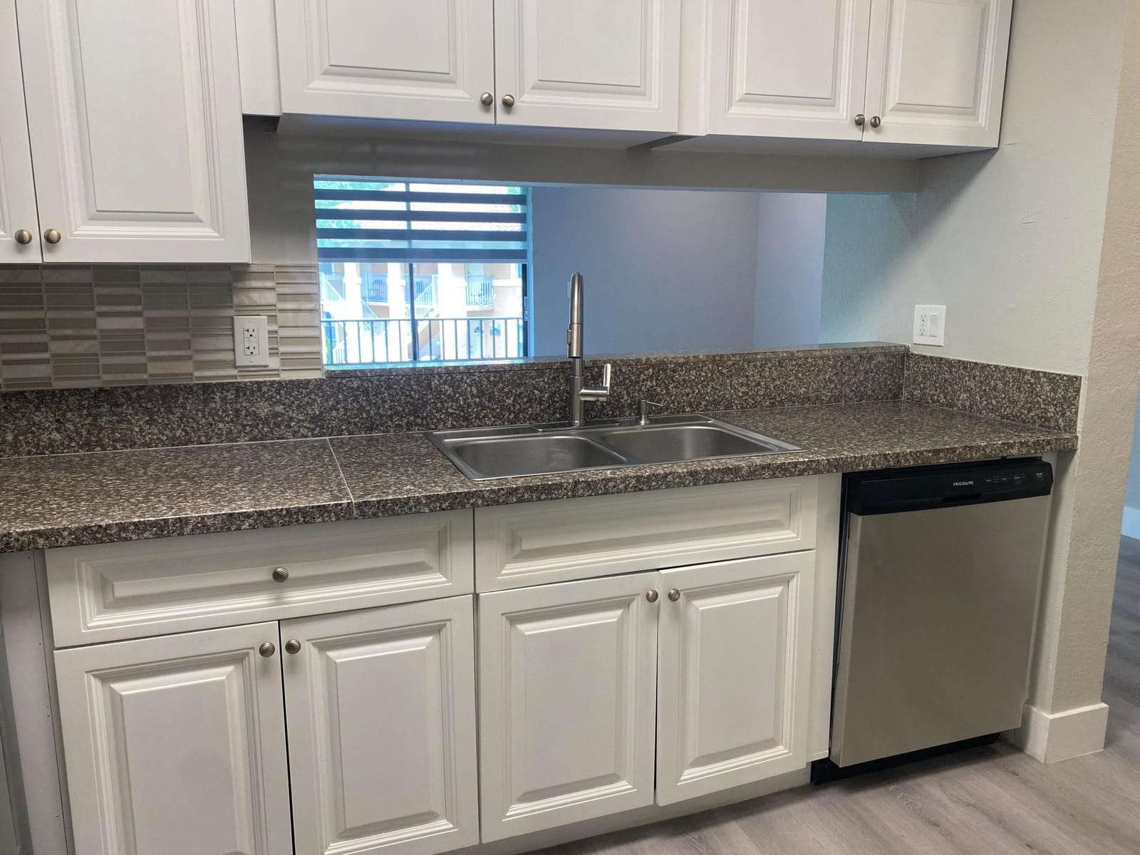 11432 NW 43rd Street Top Right, Coral Springs, FL 33065 photo 3