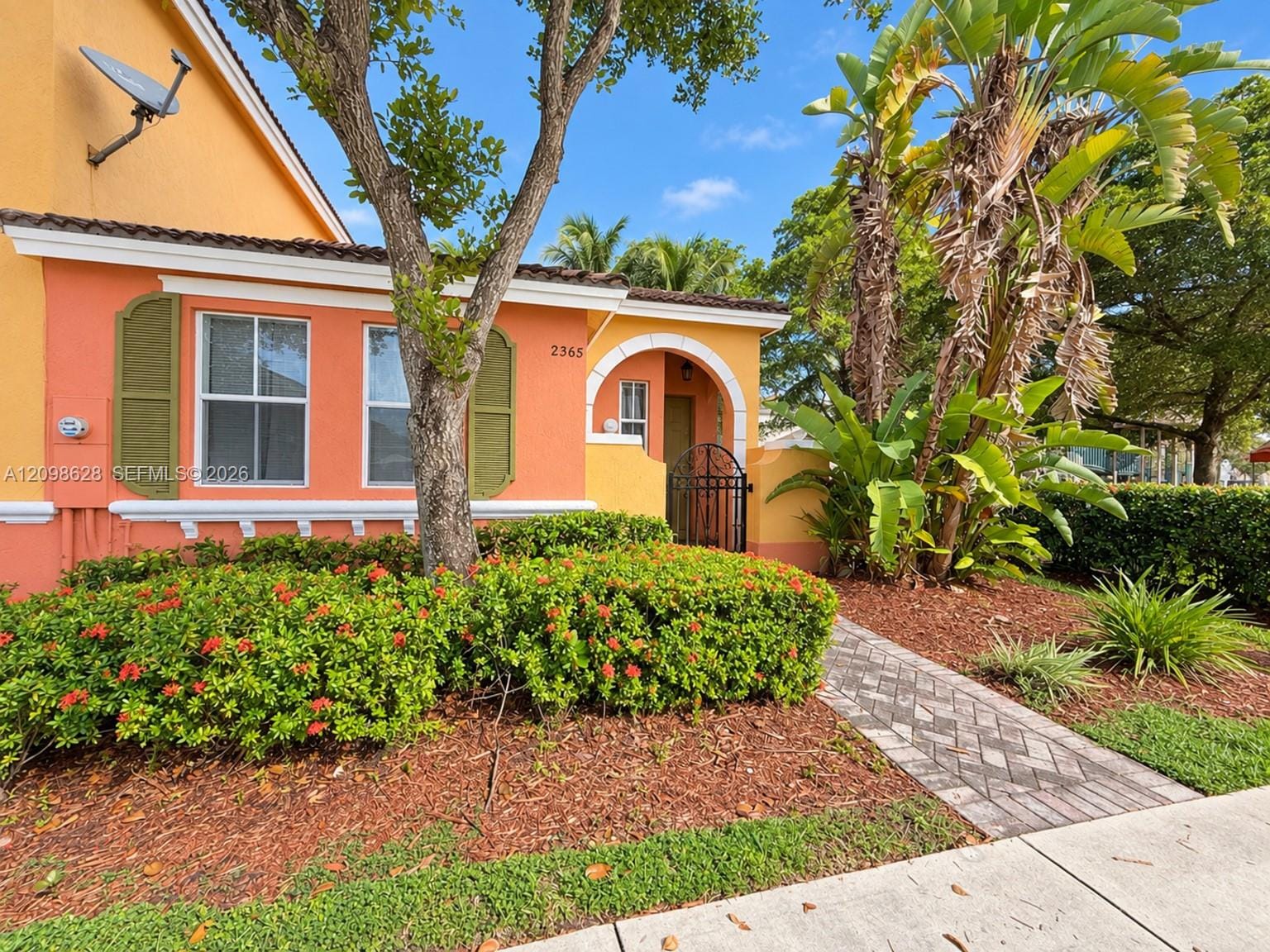 2365 NE 42nd Circle, Homestead, FL 33033 photo 2