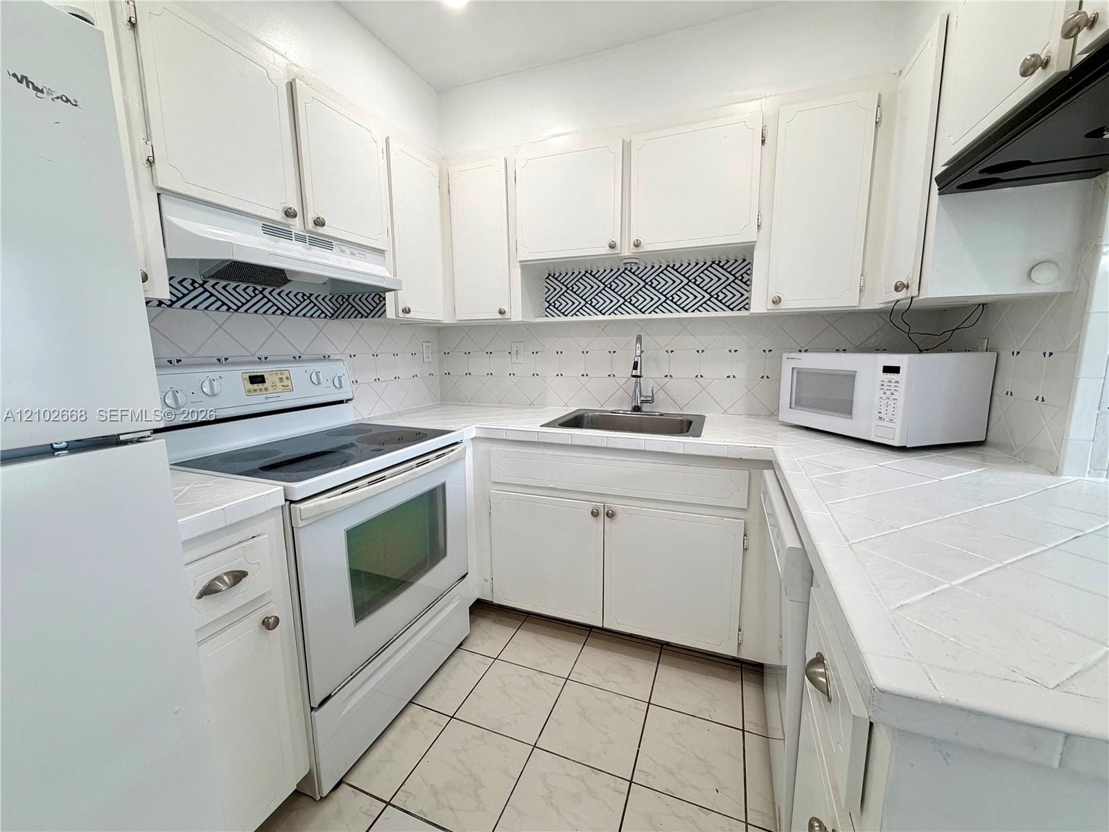 3665 NE 167th Street 204 — photo 5
