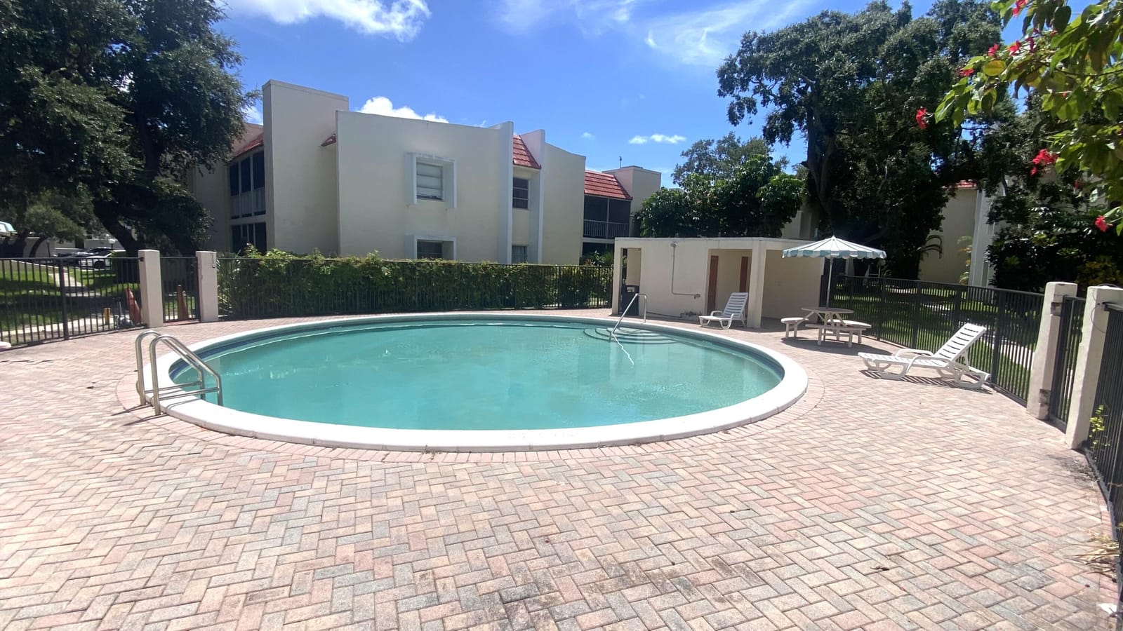 618 NW 13TH Street 0120 — photo 1