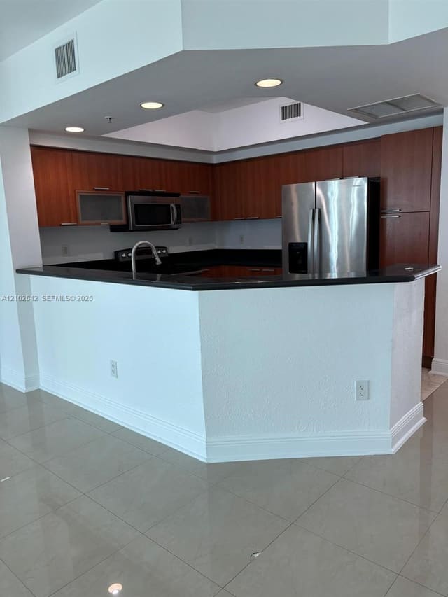 15051 Royal Oaks Lane 1606, North Miami, FL 33181