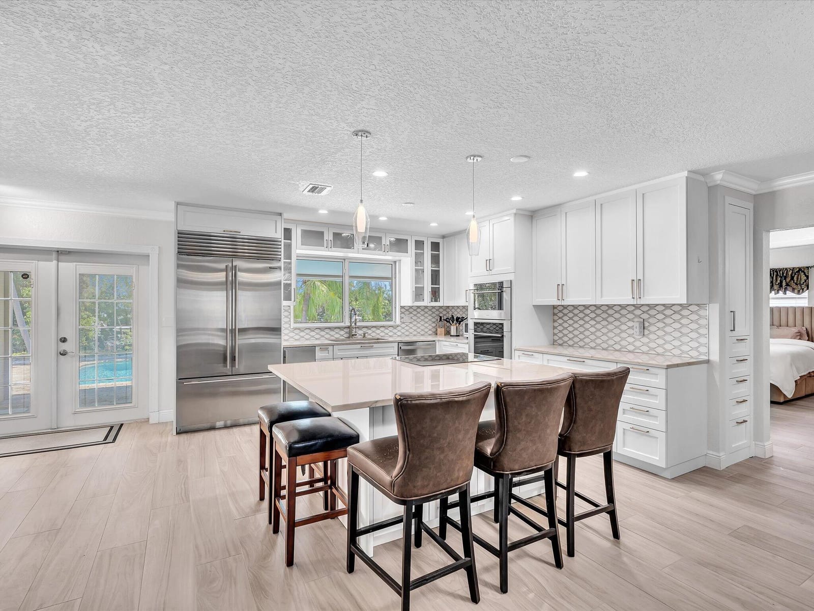 948 SE 10TH Court, Pompano Beach, FL 33060 photo 14