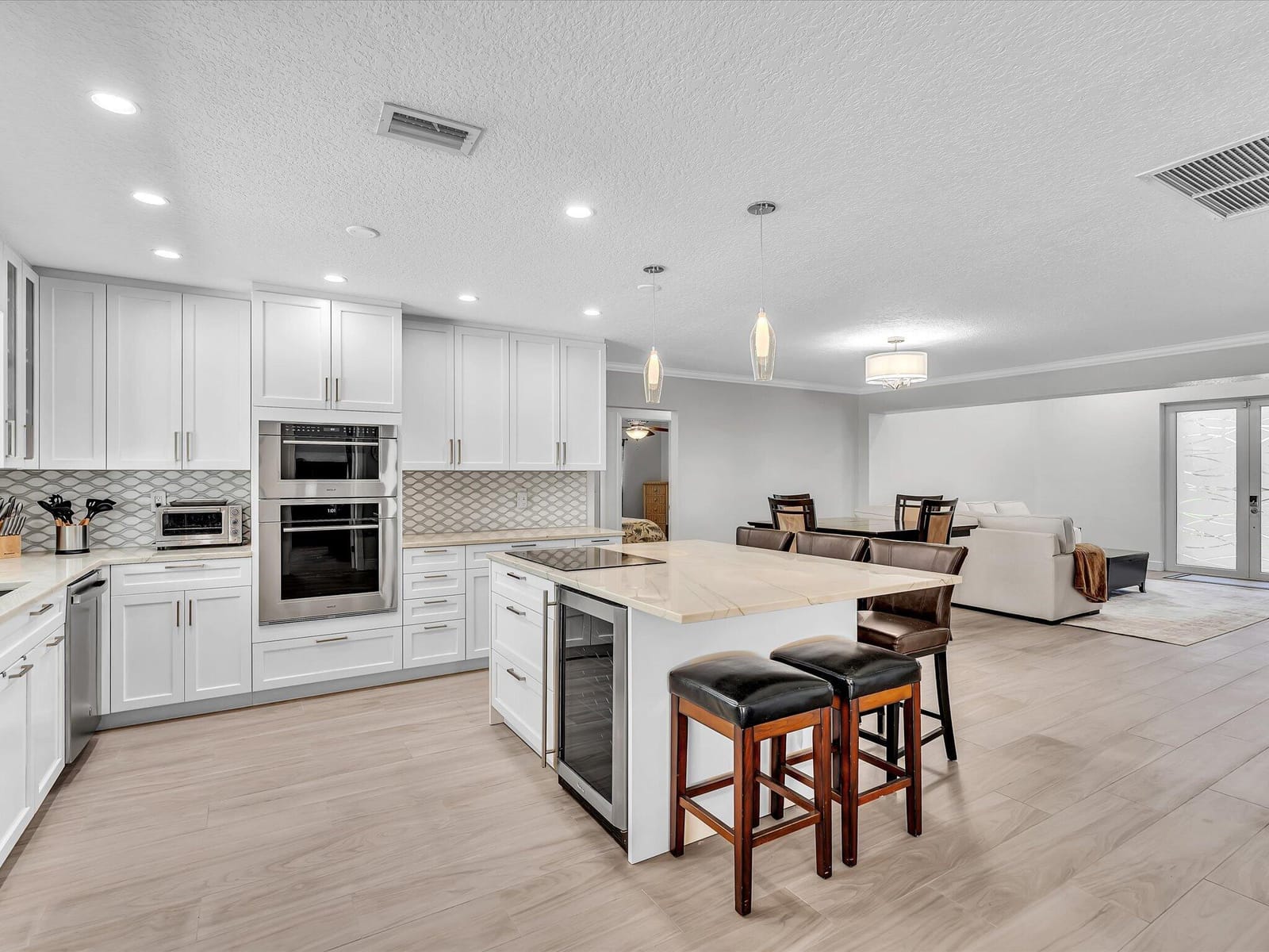 948 SE 10TH Court, Pompano Beach, FL 33060 photo 22