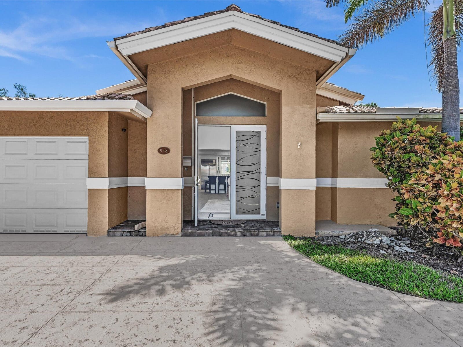 948 SE 10TH Court, Pompano Beach, FL 33060 photo 5