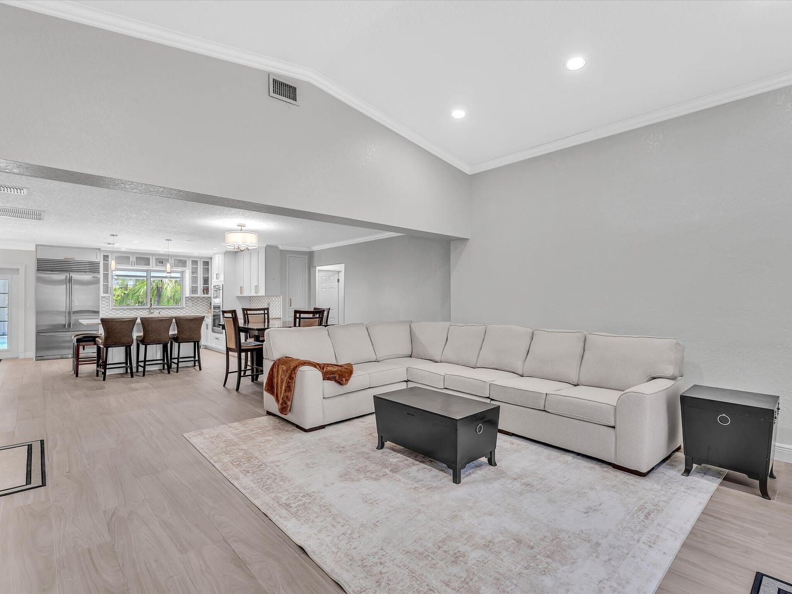948 SE 10TH Court, Pompano Beach, FL 33060 photo 7