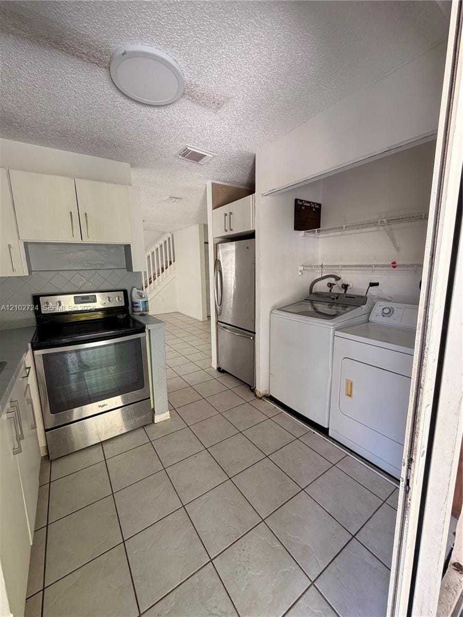 18674 SW 100th Avenue 18674 — photo 3