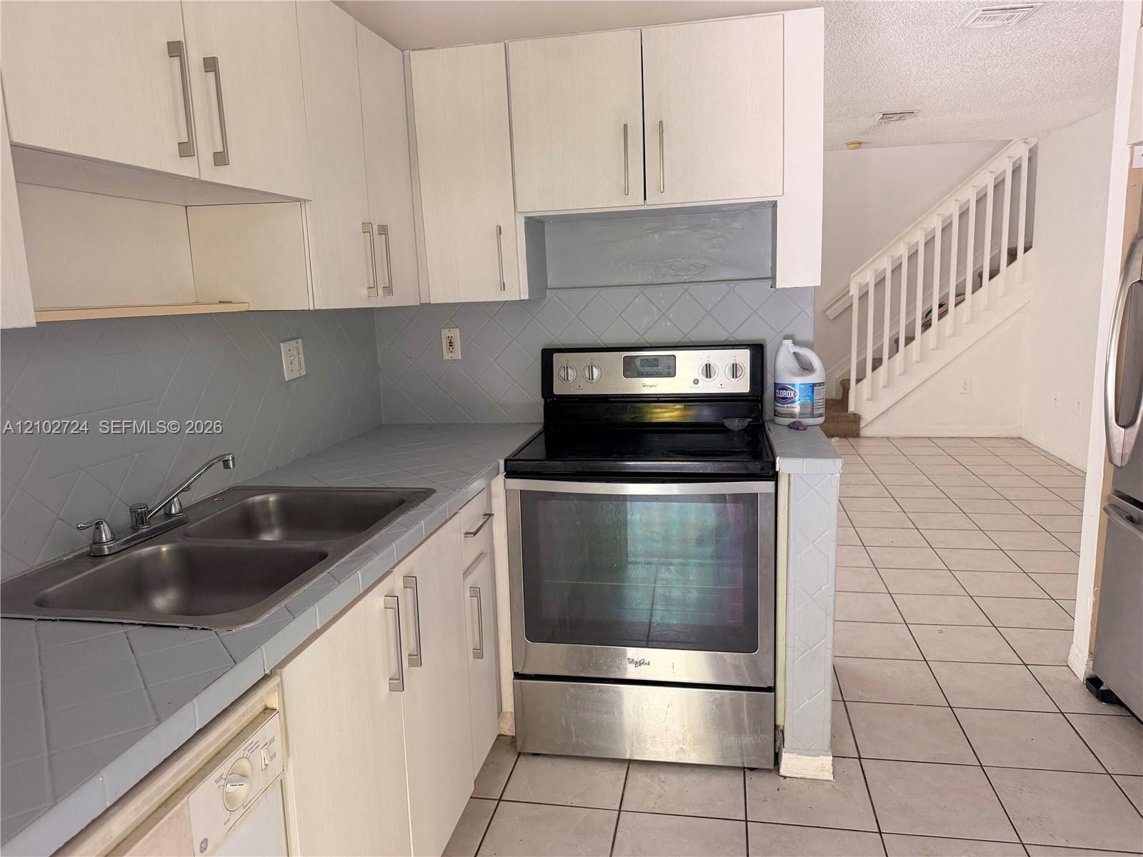 18674 SW 100th Avenue 18674 — photo 6