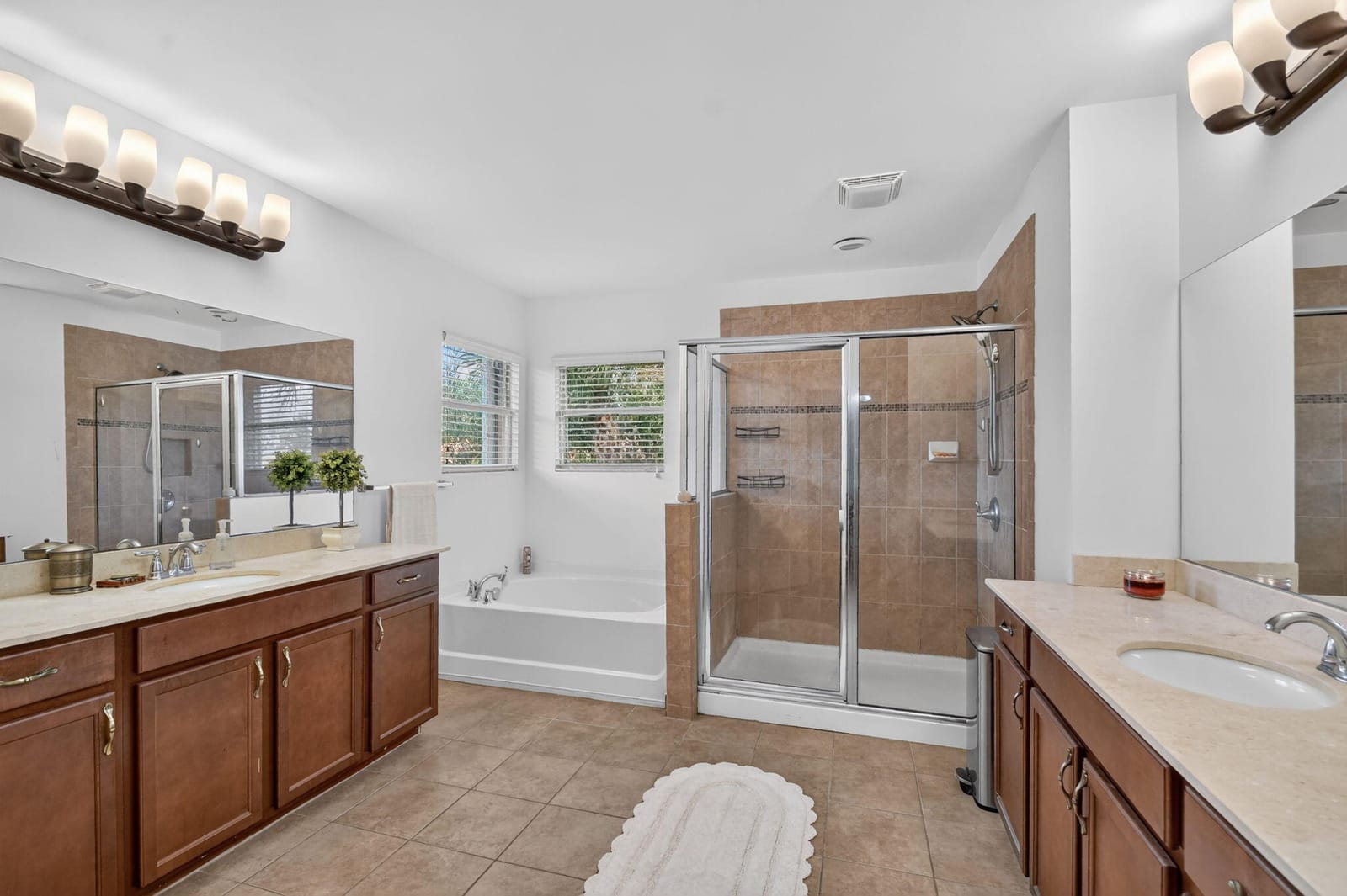 9070 WINTERHAVEN Circle, West Palm Beach, FL 33411 photo 23