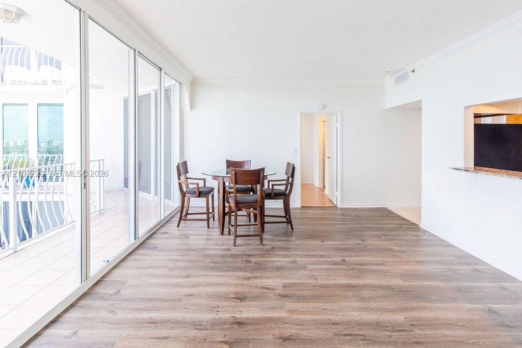 7601 E Treasure Drive PH124 — photo 5