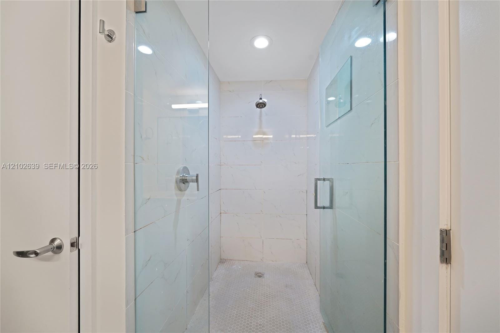 16385 Biscayne Boulevard 407, North Miami Beach, FL 33160 photo 14