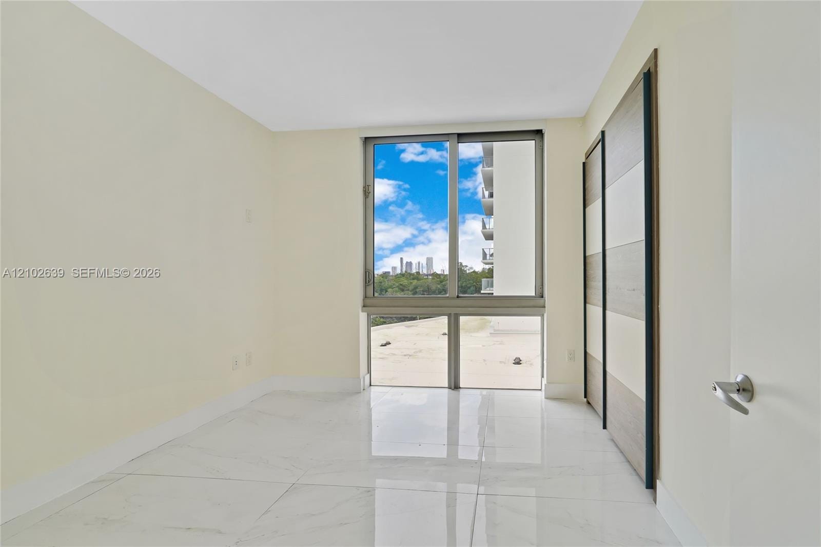 16385 Biscayne Boulevard 407, North Miami Beach, FL 33160 photo 19