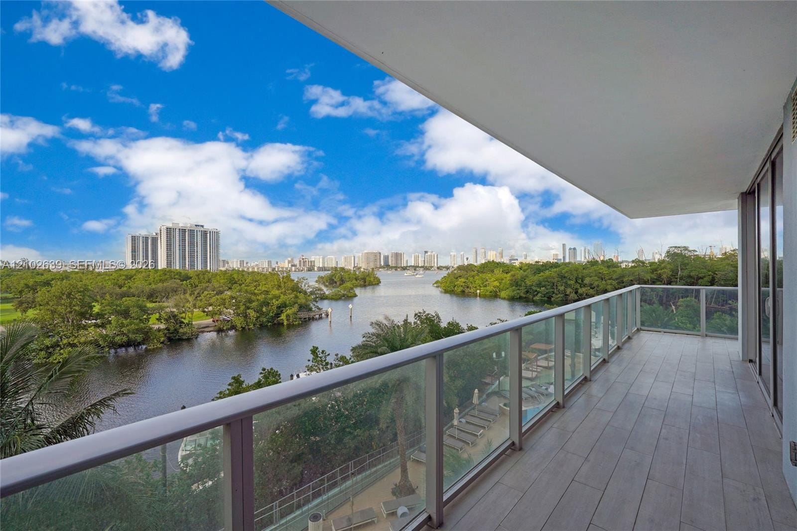 16385 Biscayne Boulevard 407, North Miami Beach, FL 33160 photo 25