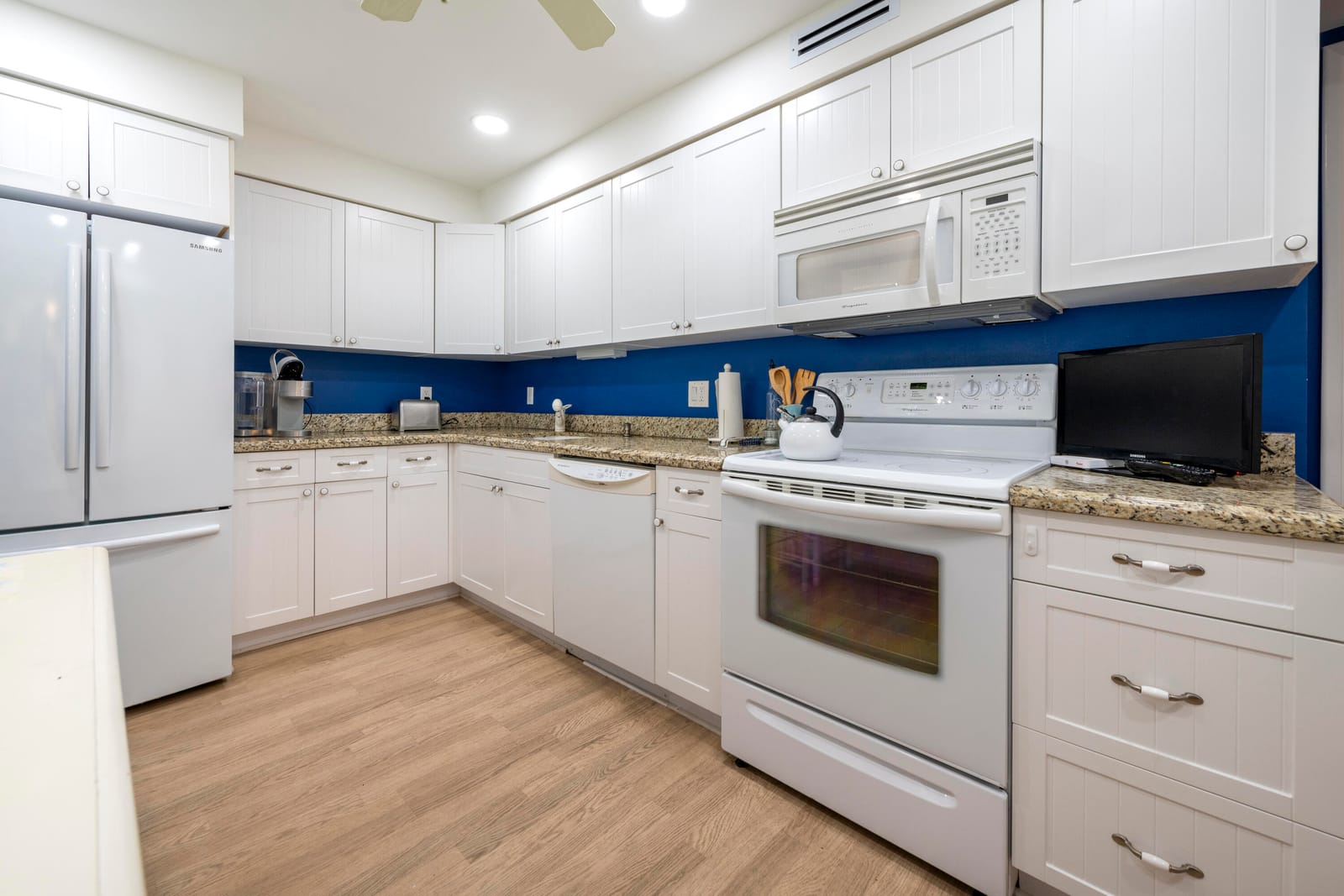 806 Cypress Grove Lane 511, Pompano Beach, FL 33069 photo 9