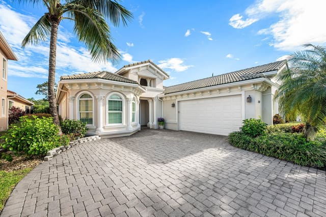 260 Carina Drive, Jupiter, FL 33478