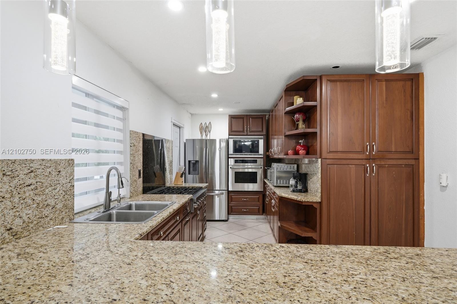 13996 Lake Lure Court, Miami Lakes, FL 33014 photo 7