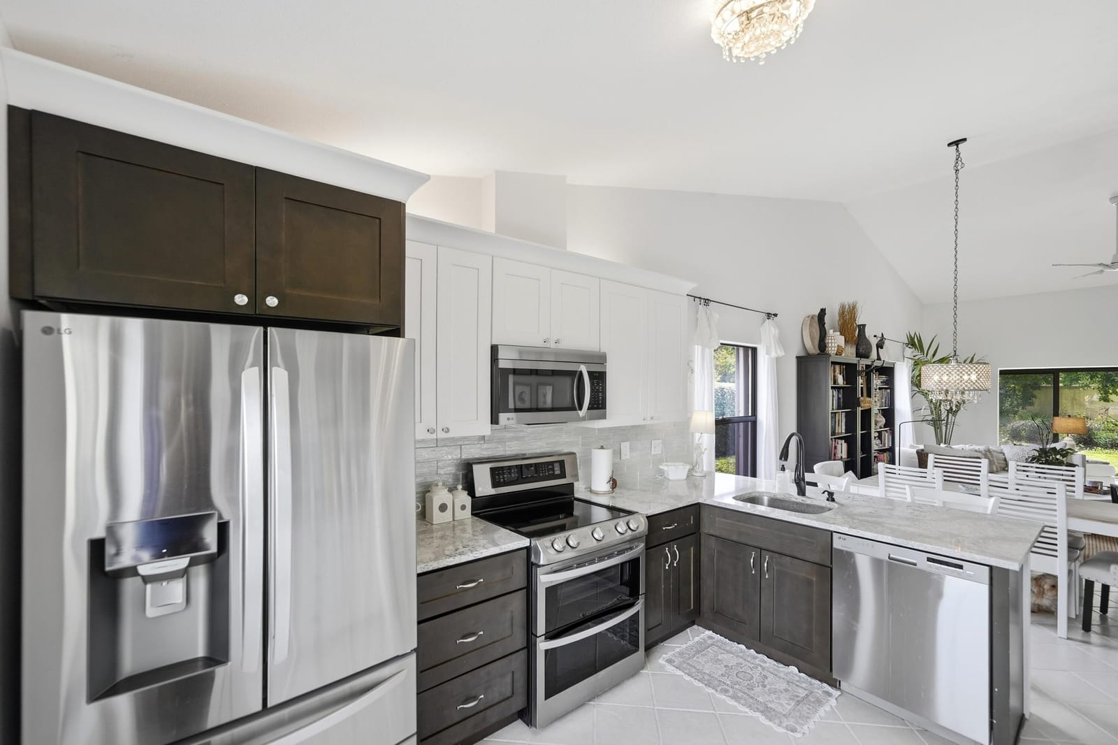 7655 SE SUGAR SAND Circle — photo 11