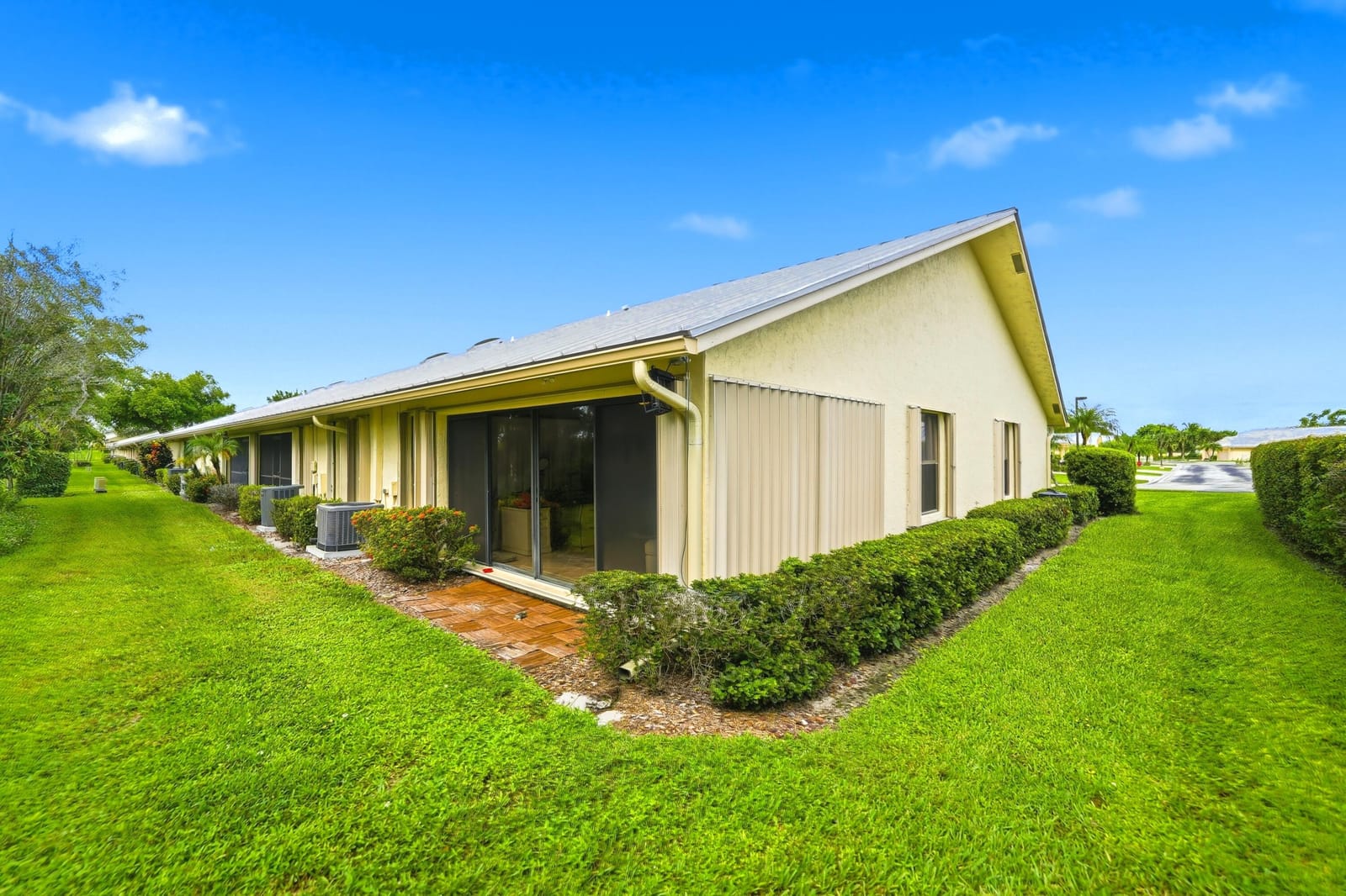 7655 SE SUGAR SAND Circle, Hobe Sound, FL 33455 photo 29