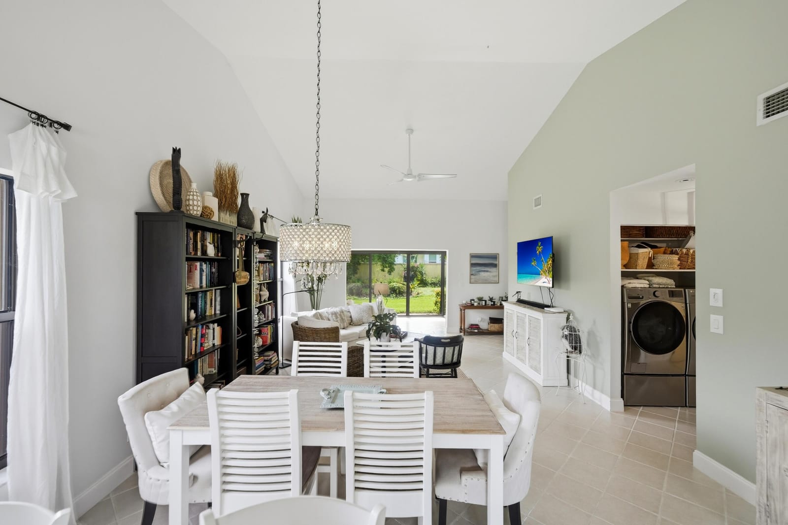 7655 SE SUGAR SAND Circle — photo 8