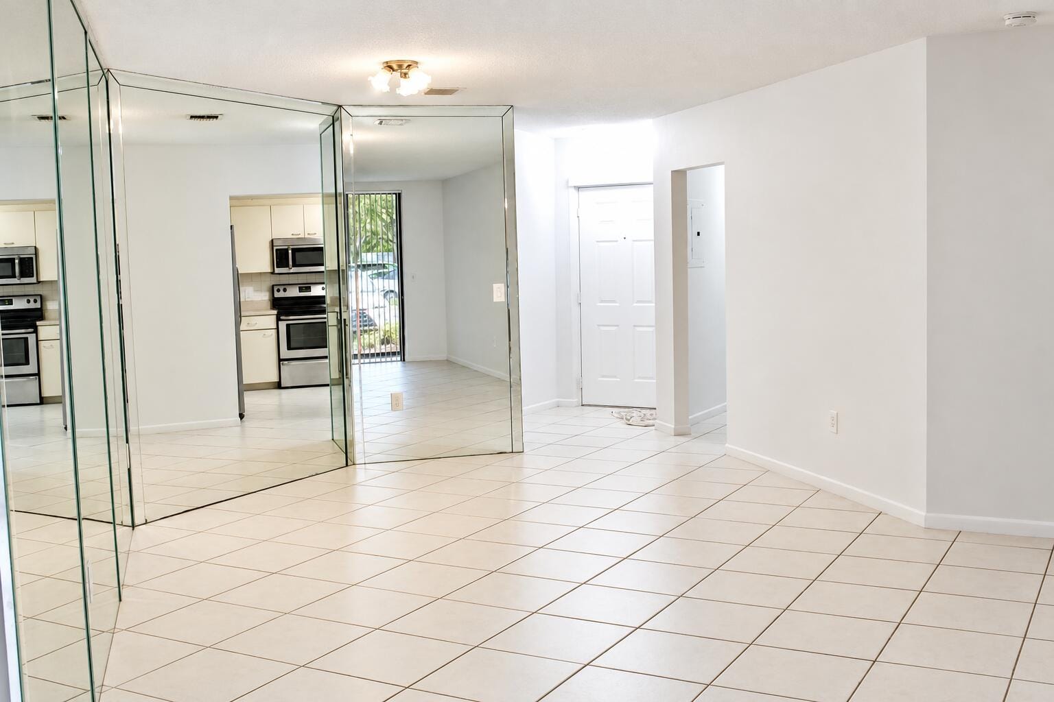 4450 NW 30TH Street 111, Coconut Creek, FL 33066 photo 3