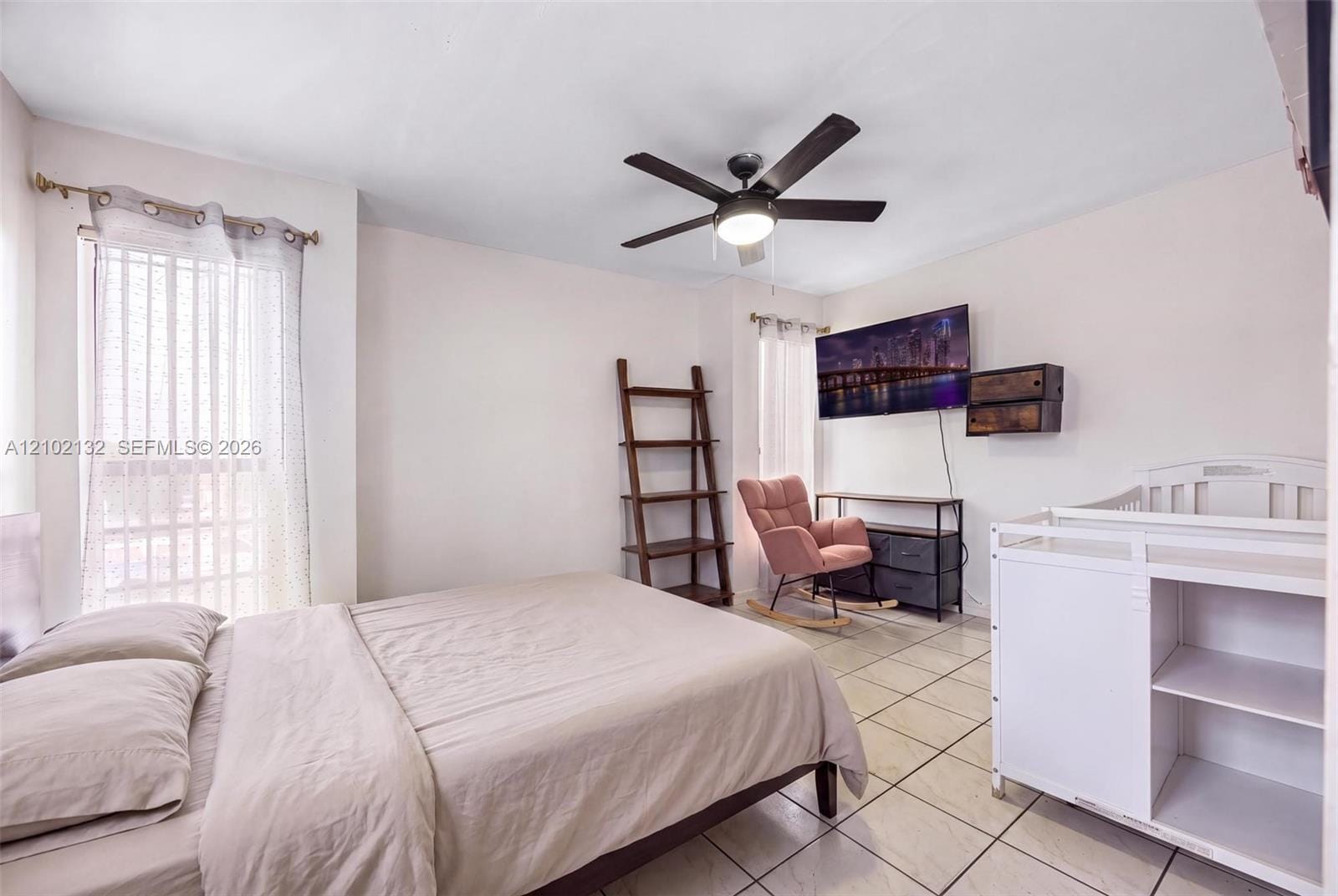 1746 W 58th Street 1746 — photo 12
